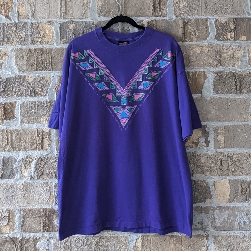 Vintage 90s Southwestern Chevron Las Vegas Short Sleeve T-Shirt Single Stitch
